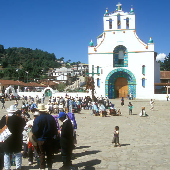 Visitar la Iglesia de San Juan Bautista – SAN JUAN CHAMULA, DESTINOS DE MÉXICO